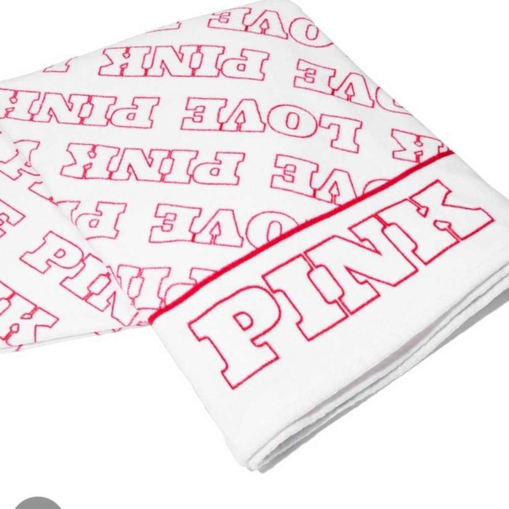 PINK White & Hot Pink Logo TERRY BEACH TOWEL BRAND NEW IN PACKAGE🔥🔥🔥🔥💖💖